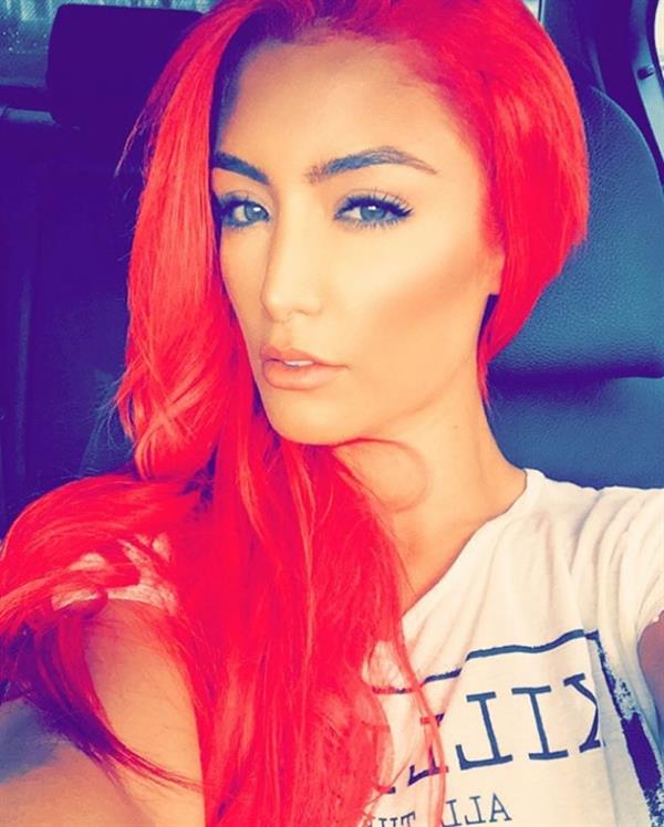 Natalie Eva Marie taking a selfie