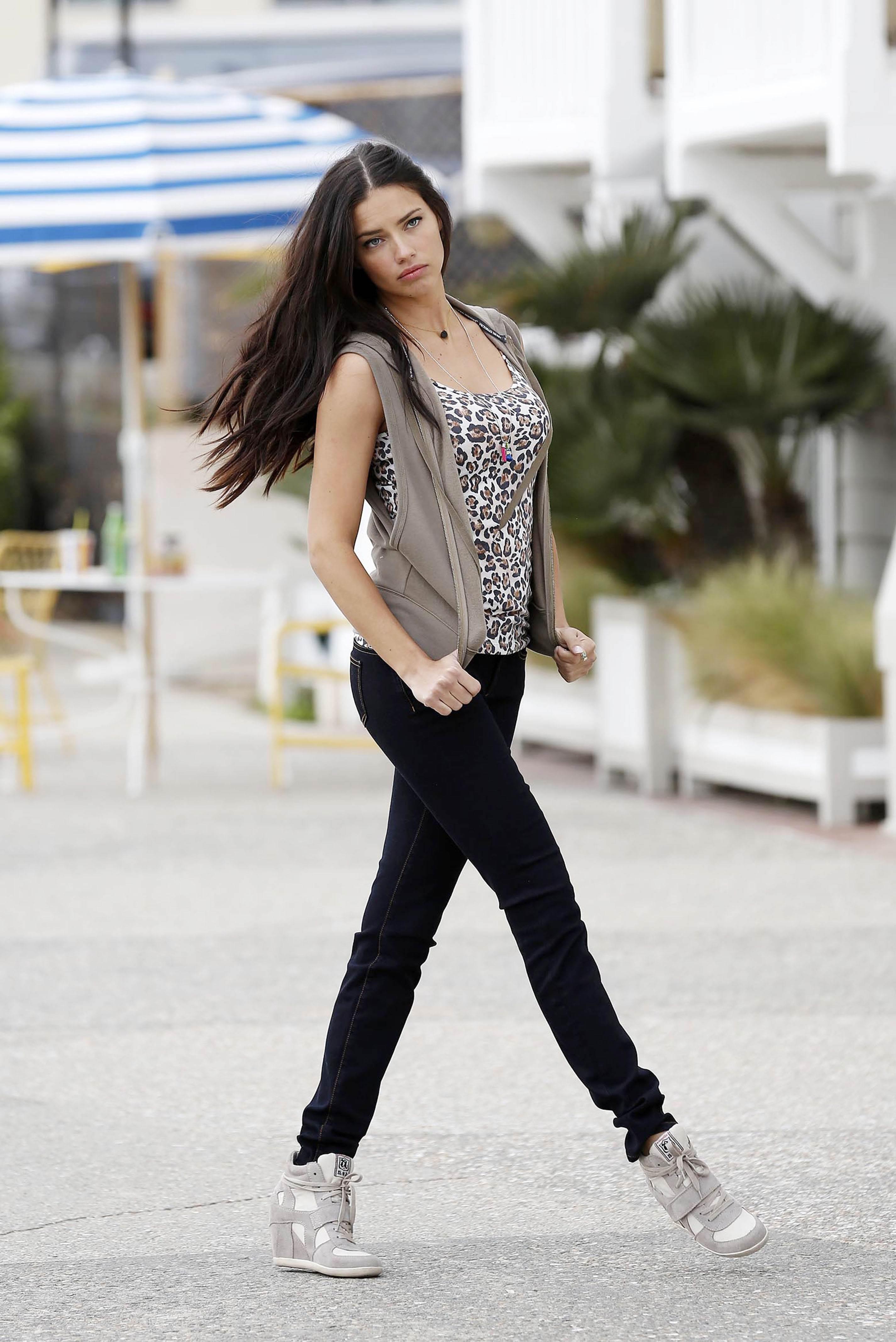 Adriana Lima and Alessandra Ambrosio Photoshoot in Venice beach March 7, 2013