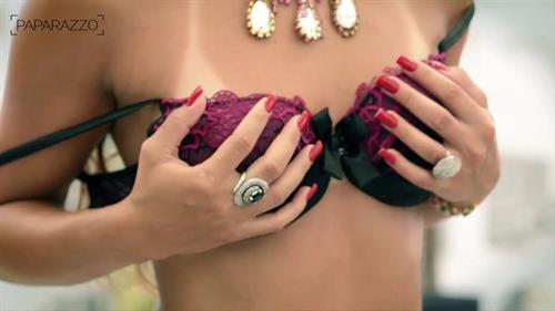 Gracyane Barbosa Renata Santos Ensaio Paparazzo