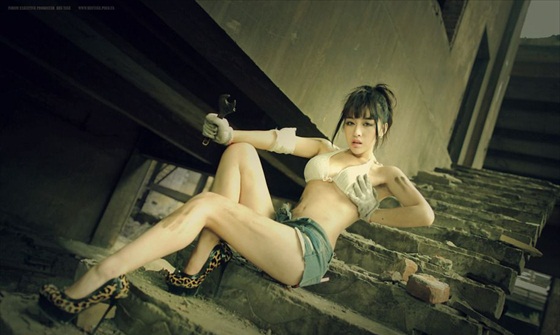 Guo Yun Meng in a bikini