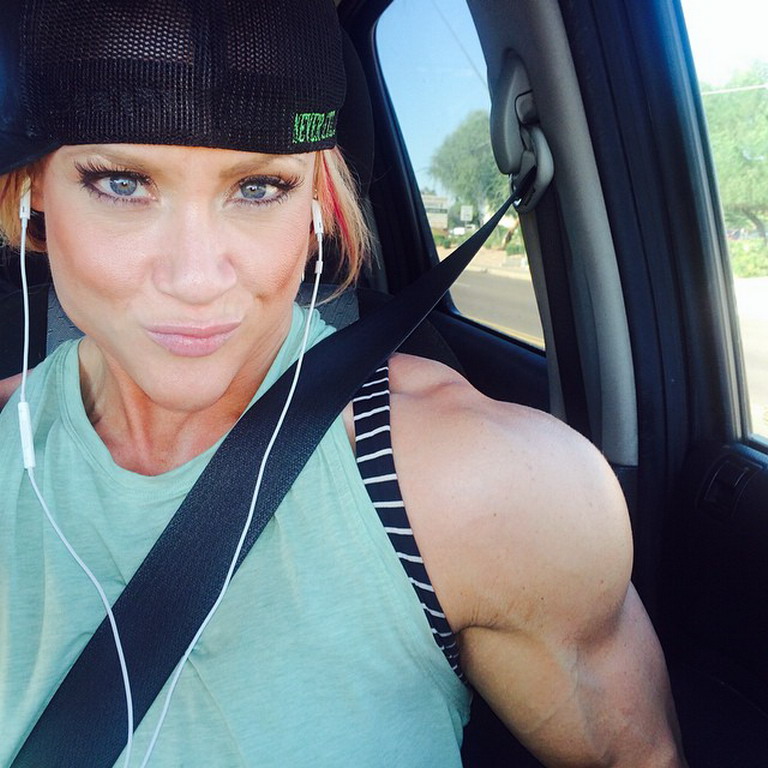 Amanda Michelle Folstad Ptak taking a selfie