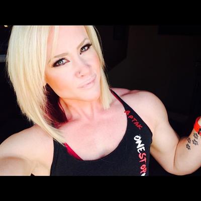 Amanda Michelle Folstad Ptak Selfie Pictures Amanda Michelle Folstad Ptak taking a selfie