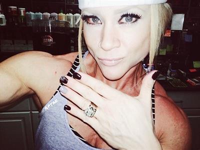 Amanda Michelle Folstad Ptak taking a selfie