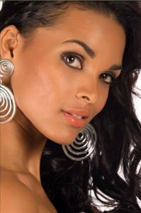 Ada Aimee De La Cruz