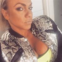 Minna Pajulahti taking a selfie