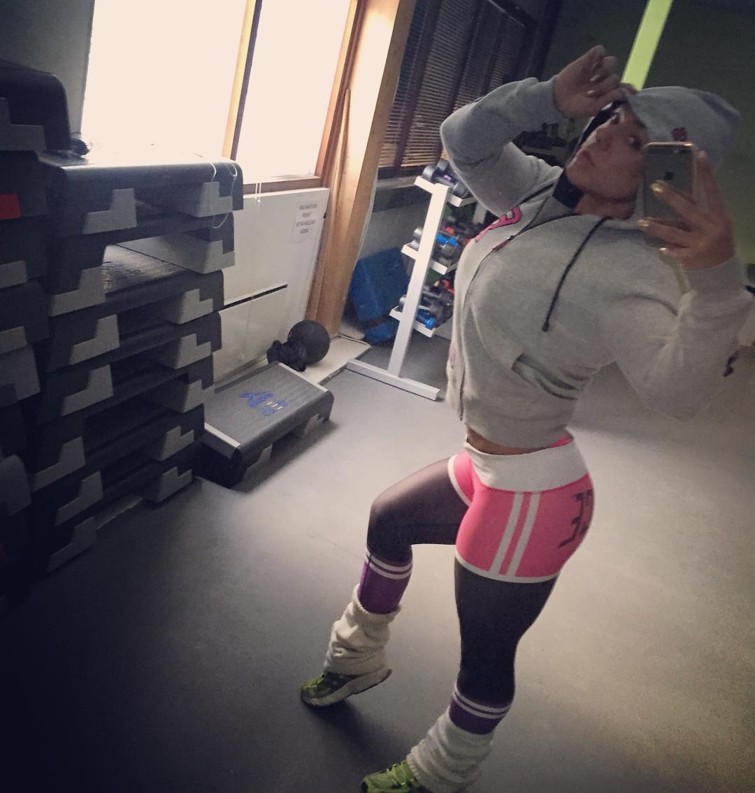 Minna Pajulahti taking a selfie