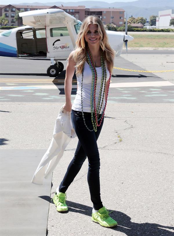 AnnaLynne McCord skydives from 18,000 feet at a charity event, Lompoc August 16, 2014
