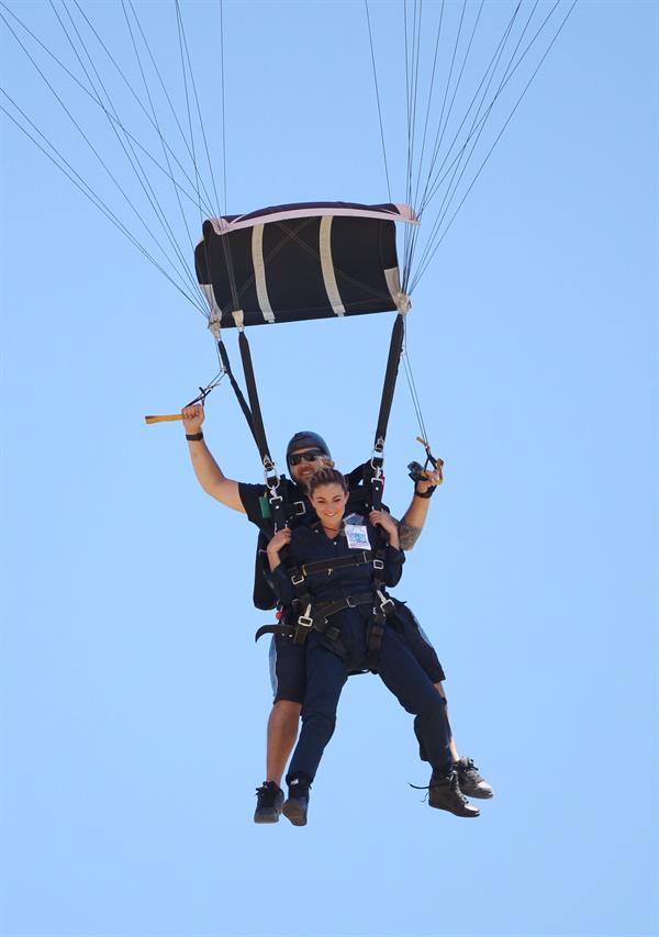 AnnaLynne McCord skydives from 18,000 feet at a charity event, Lompoc August 16, 2014