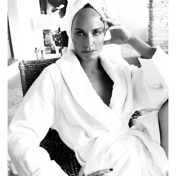 Amber Valletta