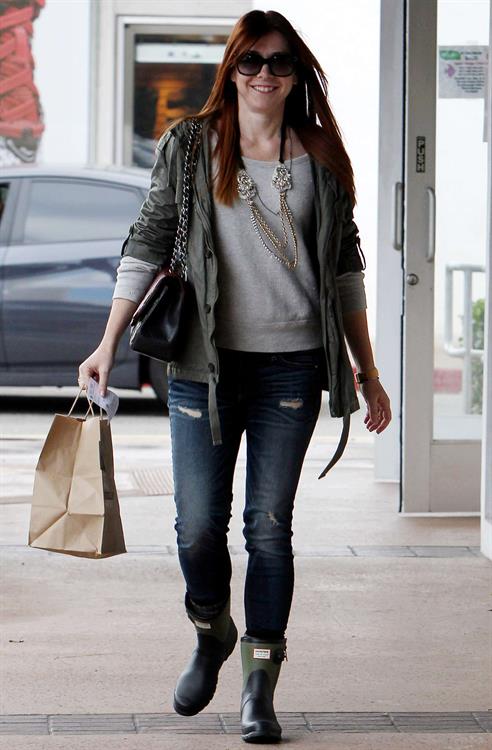 Alyson Hannigan Shopping in Brentwood (November 21, 2013) 