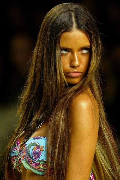 Adriana Lima in lingerie