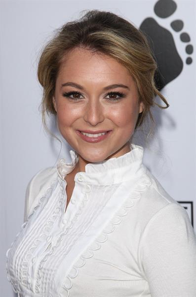 Alexa Vega