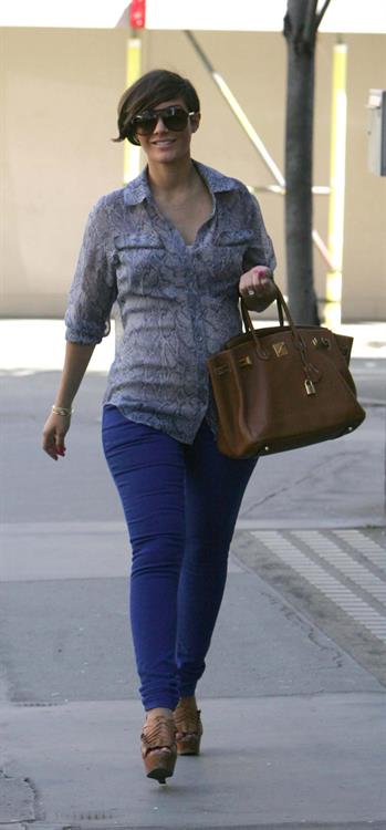 Frankie Sandford - Spotted in London Town (03.05.2013) 