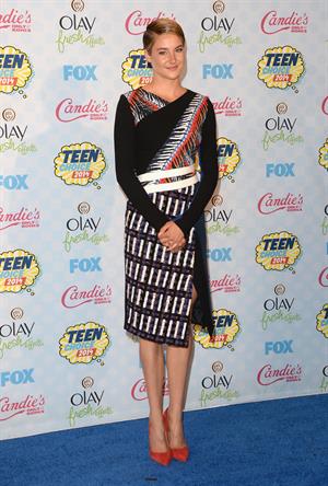 Shailene Woodley attending the 2014 Teen Choice Awards in Los Angeles on August 10, 2014