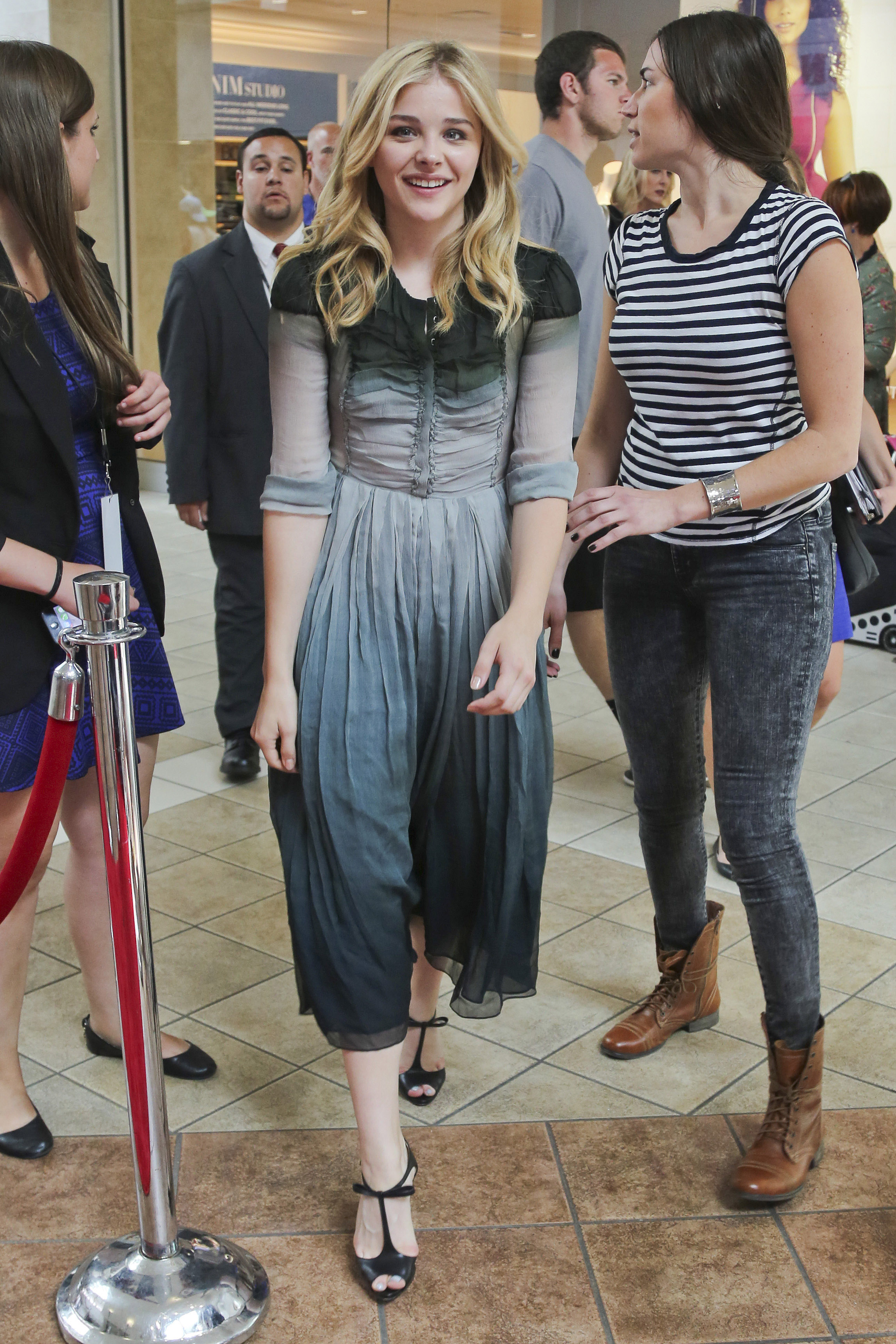 Chloƫ Grace Moretz Pictures Chloe Grace Moretz attends a QA session Promoting If I Stay in Seattle