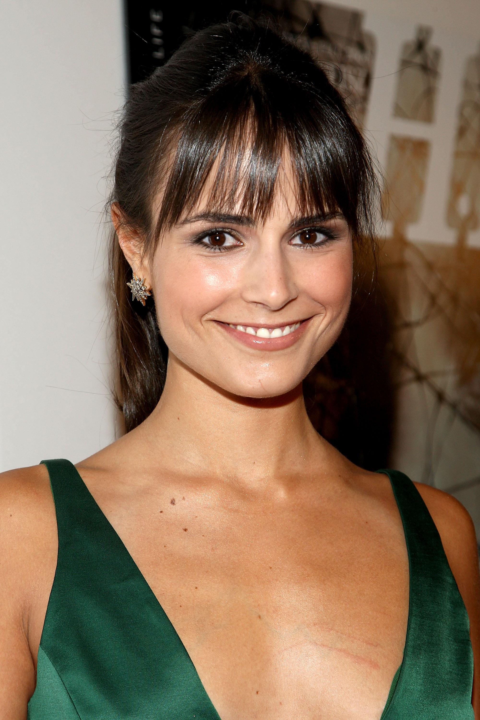 Jordana Brewster Pics