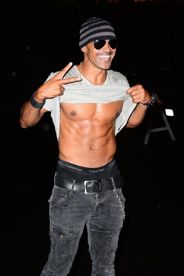 Shemar Moore shows off his six pack at The Beyonce Concert August 2, 2014