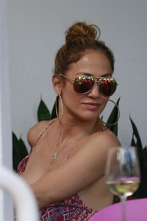 Jennifer Lopez and Leah Remini shopping at Fred Segal in Los Angeles on July 30, 2014