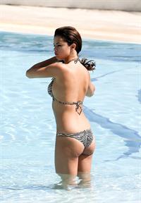 Selena Gomez Wearing a Bikini - Miami - October 28, 2013 