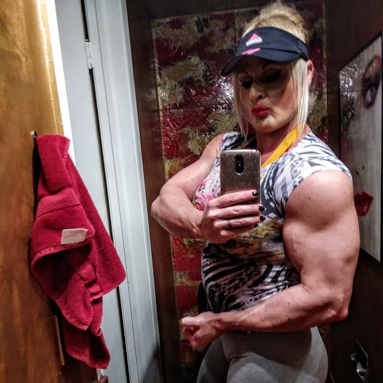 Nuriye Evans taking a selfie