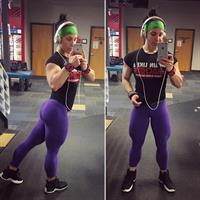 Chloe Sannito taking a selfie