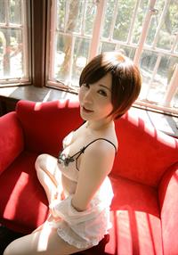 Yuria Satomi in lingerie