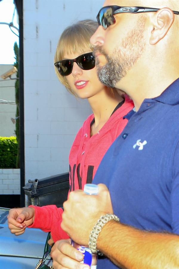 Taylor Swift in Burbank on September 28, 2013