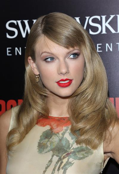 Taylor Swift -  Romeo & Juliet  LA Premiere 9/24/13  