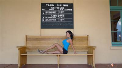 Denise Milani Snapshots - 01_Kelso