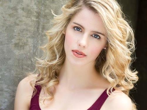 Emily Bett Rickards
