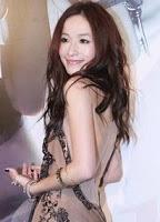 Elva Hsiao