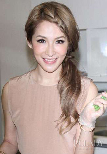 Elva Hsiao