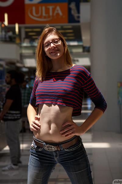 Sloan Kendricks Topless