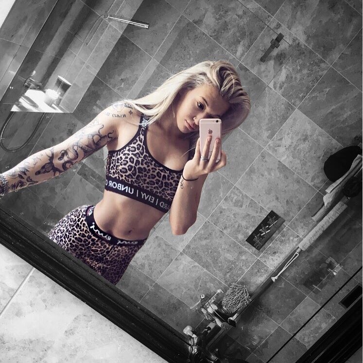 Rowan Cheshire taking a selfie