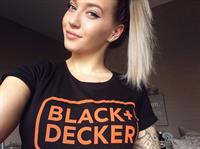 Rowan Cheshire taking a selfie