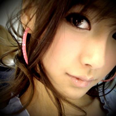 Angela Baby taking a selfie