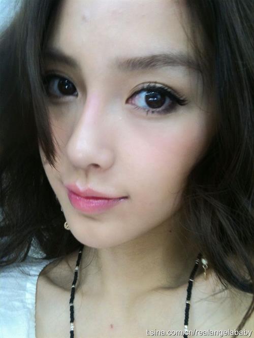 Angela Baby taking a selfie