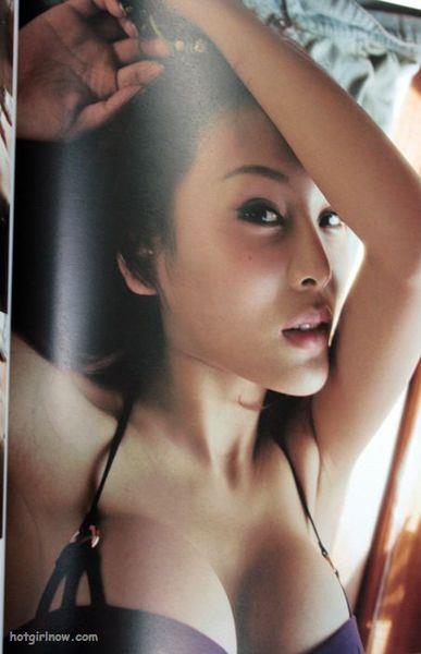 Jeana Ho in lingerie