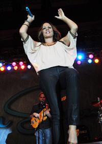 Sara Evans