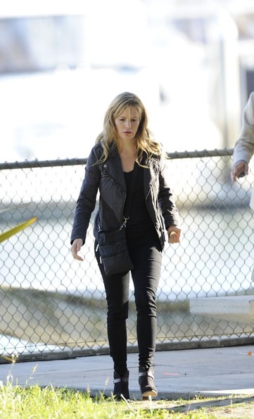 Jennifer Jason Leigh