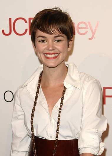 Nora Zehetner