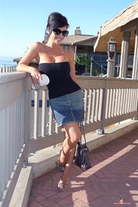 Denise Milani Snapshots - Tube