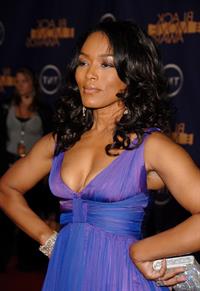 Angela Bassett