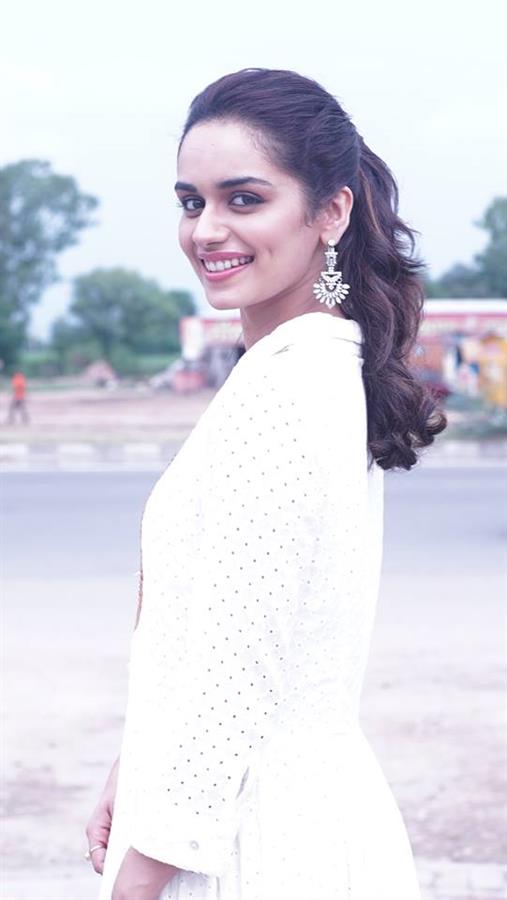 Manushi Chhillar