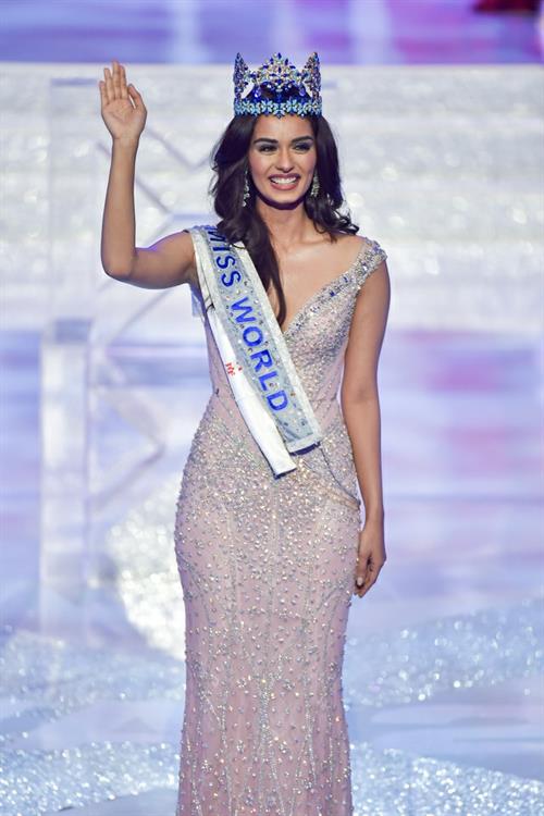 Manushi Chhillar