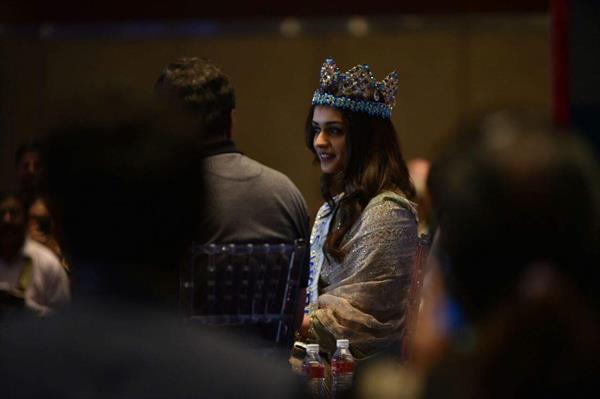 Manushi Chhillar