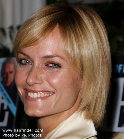 Amber Valletta