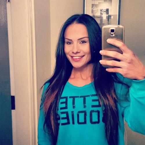 Nathalia Melo-Wilson taking a selfie