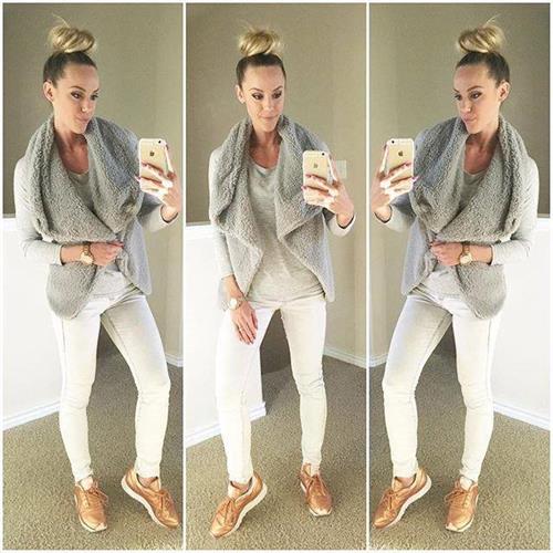 Tawna Eubanks McCoy taking a selfie