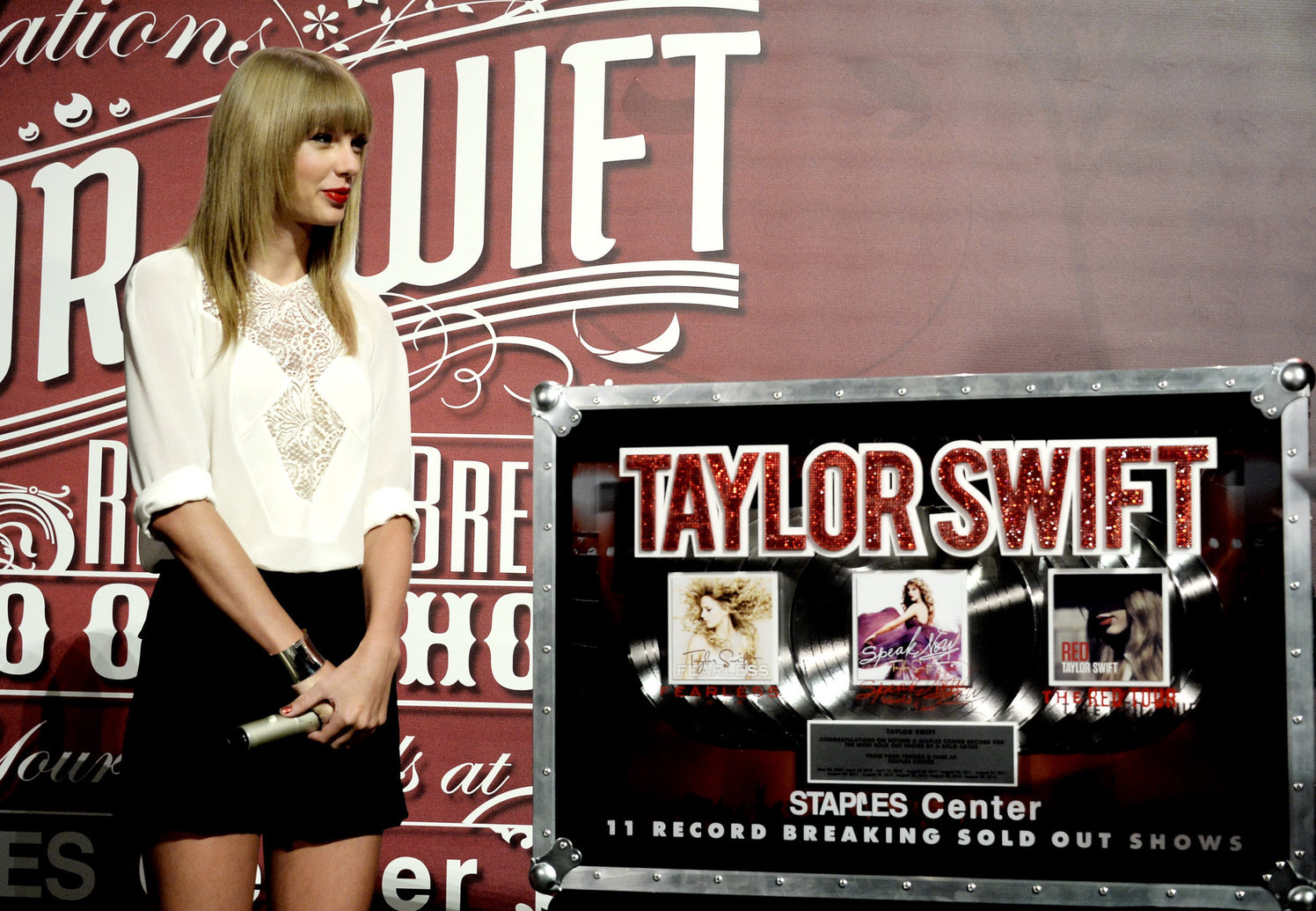 Taylor Swift 'Red' Tour Press Event in LA 8/20/13  